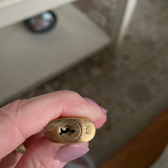 Gold Padlock and Key Set - Picture 7 of 8